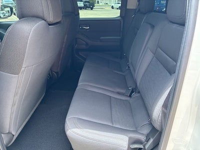 2024 Nissan Frontier Crew Cab SV