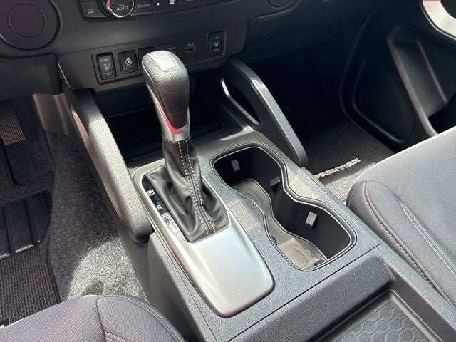 2024 Nissan Frontier Crew Cab SV
