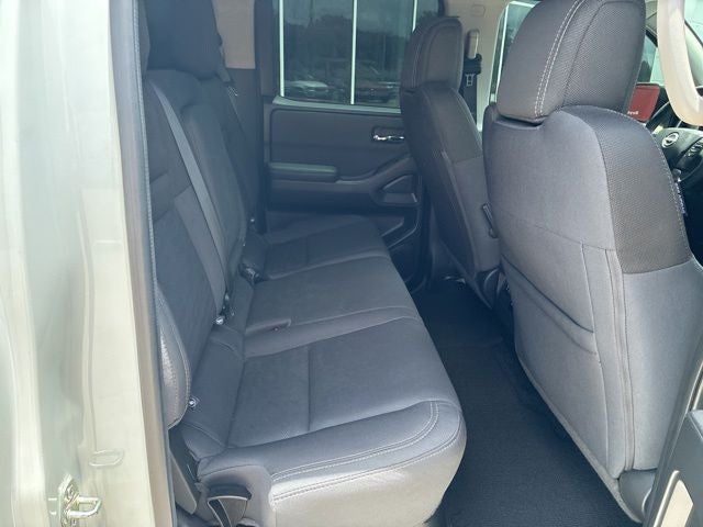 2024 Nissan Frontier Crew Cab SV