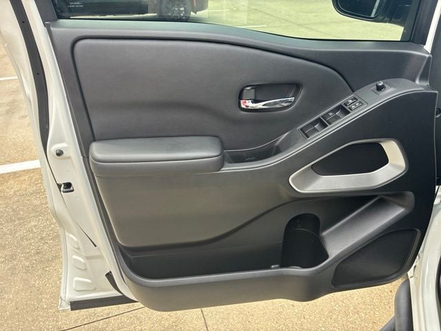 2024 Nissan Frontier Crew Cab SV