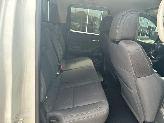 2024 Nissan Frontier Crew Cab SV