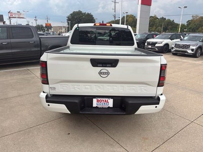 2027 Nissan Frontier Crew Cab SV