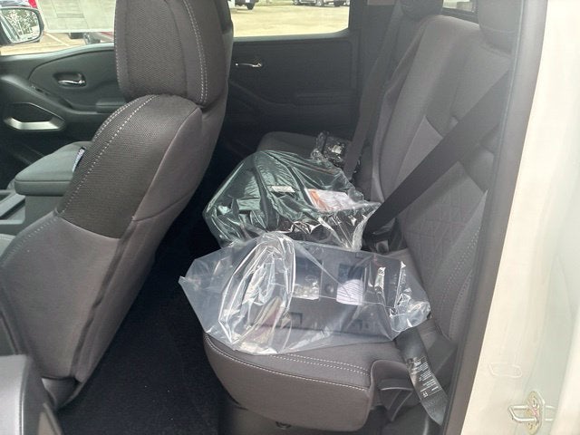 2027 Nissan Frontier Crew Cab SV