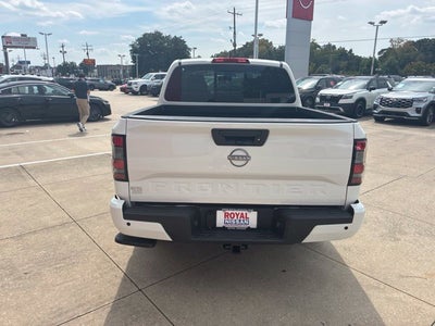 2027 Nissan Frontier Crew Cab SV