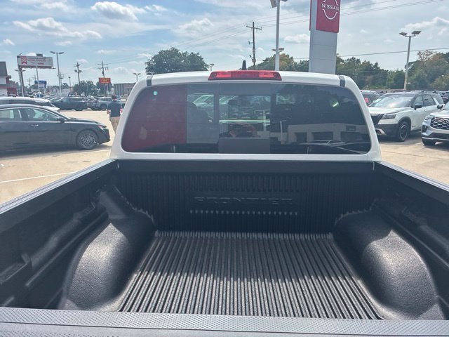 2027 Nissan Frontier Crew Cab SV