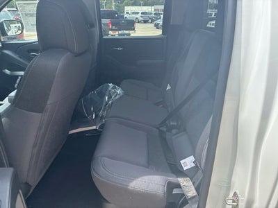 2027 Nissan Frontier Crew Cab SV