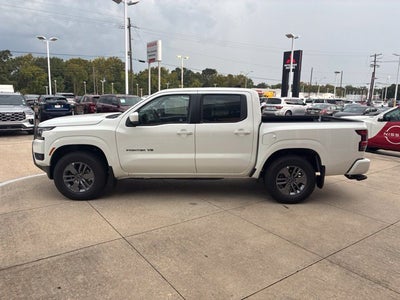 2027 Nissan Frontier Crew Cab SV