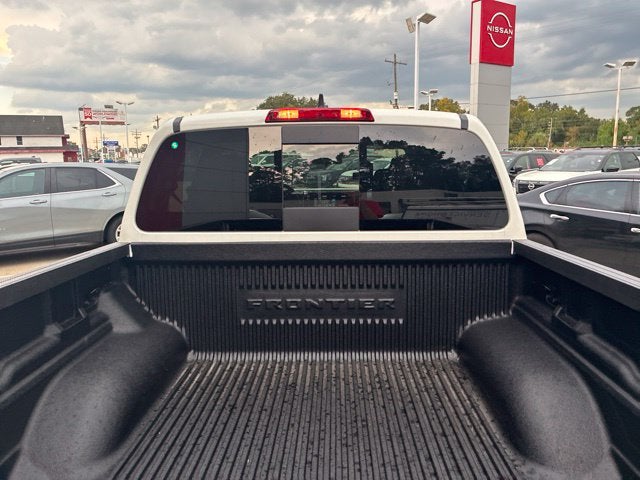 2027 Nissan Frontier Crew Cab SV