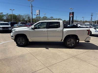 2026 Nissan Frontier Crew Cab SV