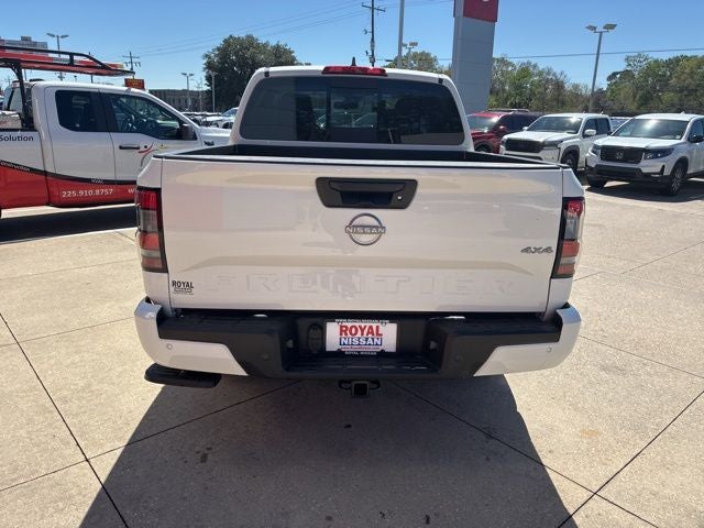 2026 Nissan Frontier Crew Cab SV