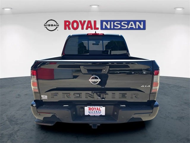 2026 Nissan Frontier Crew Cab SV
