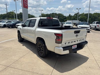 2026 Nissan Frontier Crew Cab SV