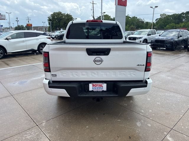 2026 Nissan Frontier Crew Cab SV