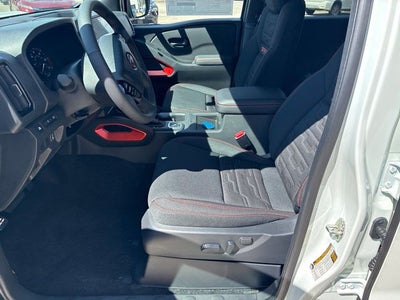 2027 Nissan Frontier Crew Cab PRO-4X®