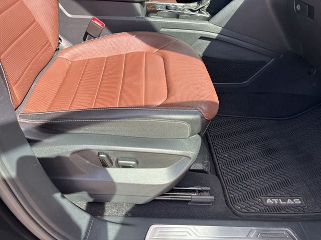 2022 Volkswagen Atlas 3.6L V6 SEL Premium R-Line