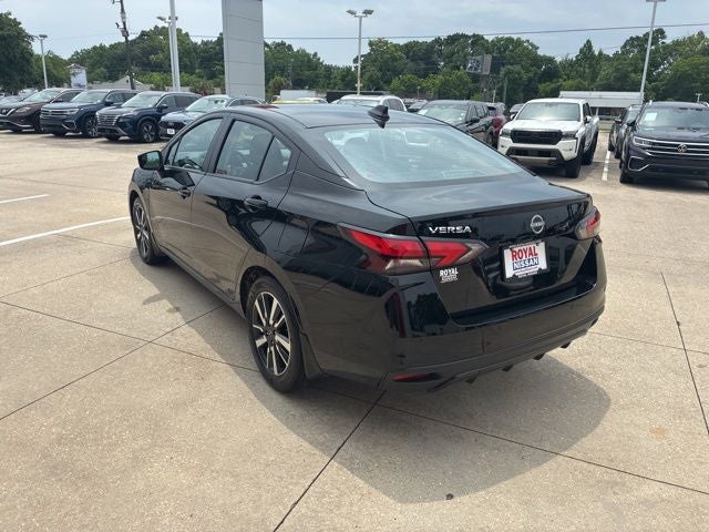 2025 Nissan Versa SV