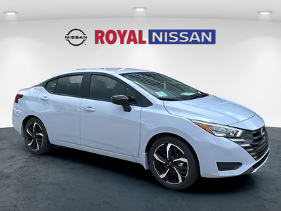 2025 Nissan Versa SR