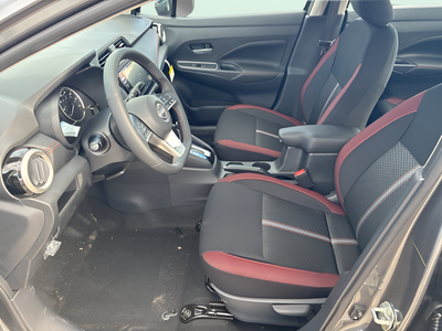 2025 Nissan Versa SR