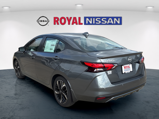 2025 Nissan Versa SR