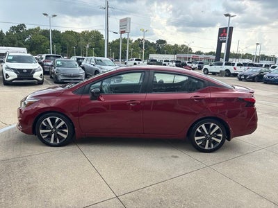 2021 Nissan Versa 1.6 SR