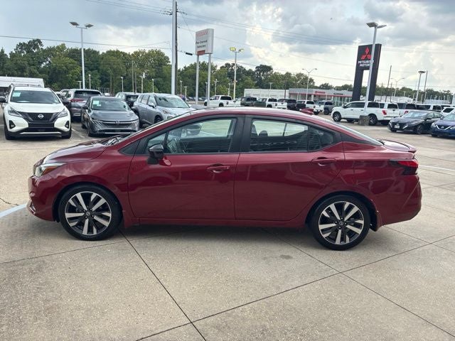2021 Nissan Versa 1.6 SR