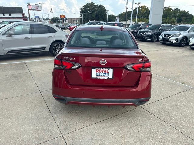 2021 Nissan Versa 1.6 SR