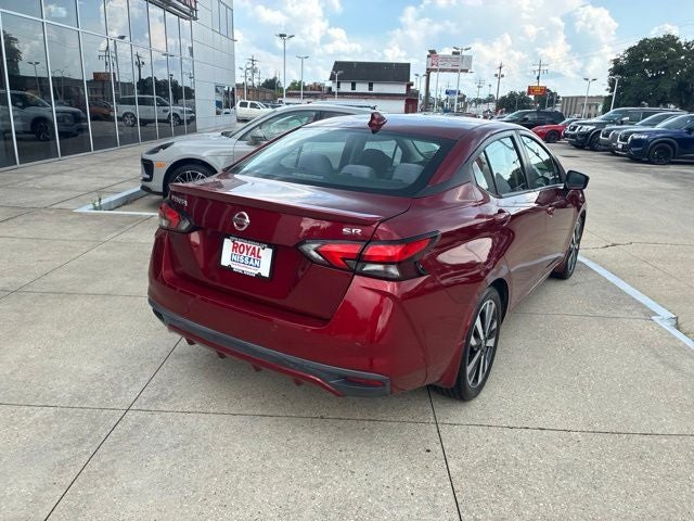 2021 Nissan Versa 1.6 SR