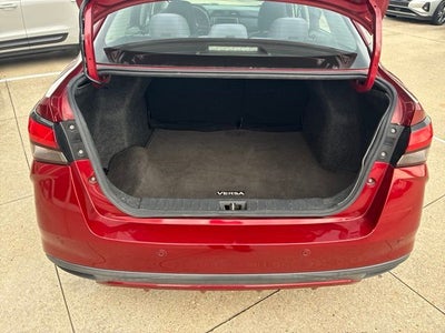 2021 Nissan Versa 1.6 SR