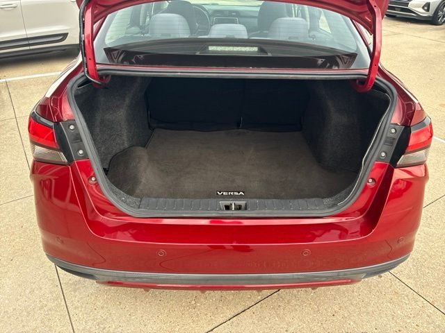 2021 Nissan Versa 1.6 SR