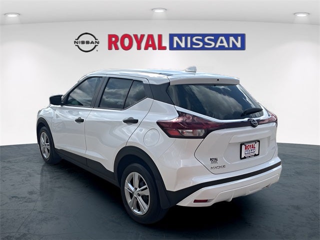 2024 Nissan Kicks S