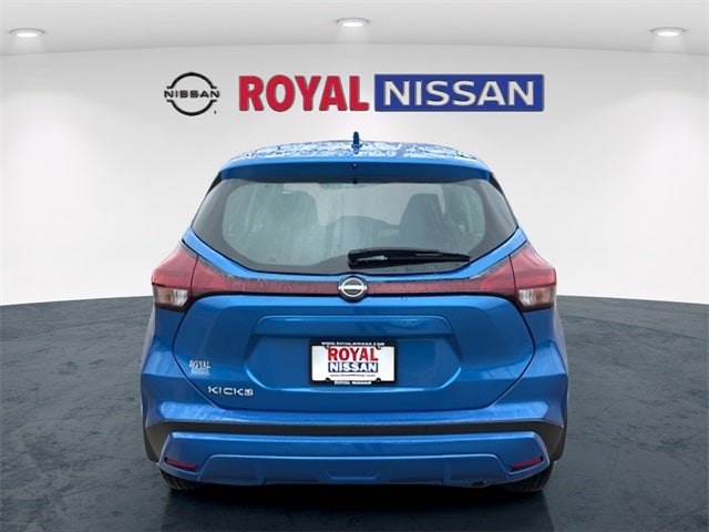 2025 Nissan Kicks Play S
