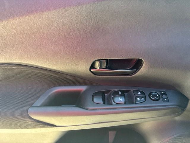 2022 Nissan Kicks S