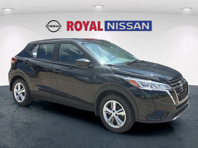 2025 Nissan KICKS PLAY Base