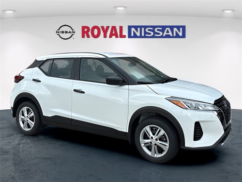 2025 Nissan Kicks Play S