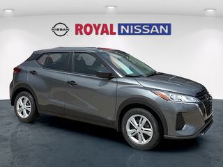 2025 Nissan Kicks Play