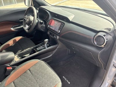 2024 Nissan Kicks SR