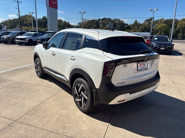 2027 Nissan Kicks SV