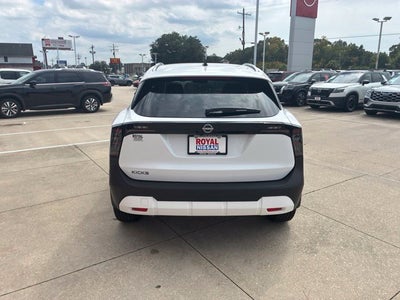 2027 Nissan Kicks SV