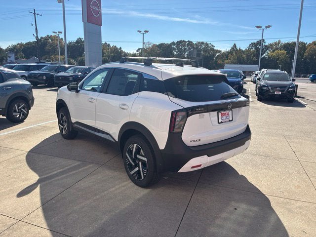2027 Nissan Kicks SV
