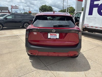 2025 Nissan Kicks SR