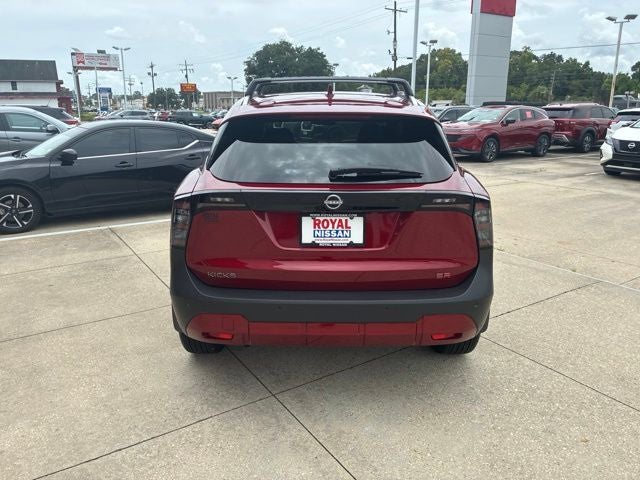2025 Nissan Kicks SR