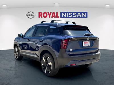 2025 Nissan Kicks SR