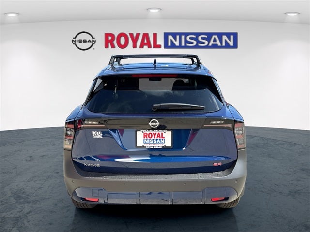 2025 Nissan Kicks SR