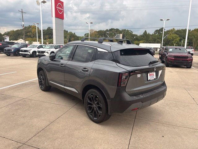 2027 Nissan Kicks SR