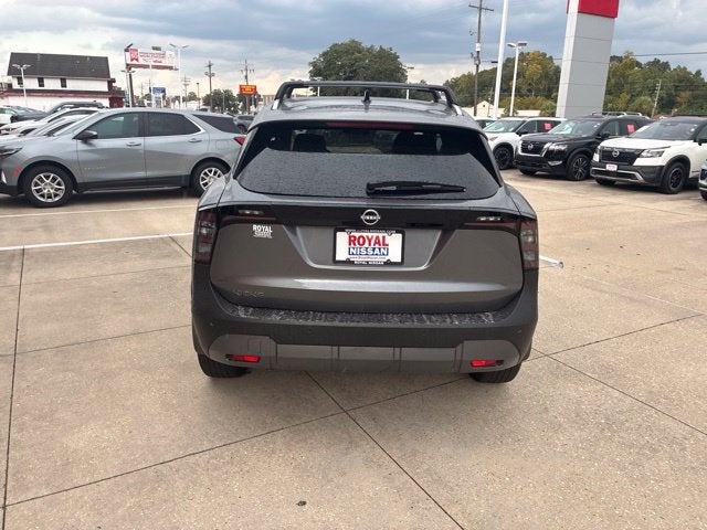 2027 Nissan Kicks SR