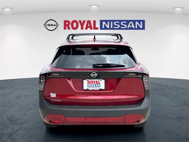 2025 Nissan Kicks SR