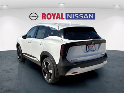 2025 Nissan Kicks SR