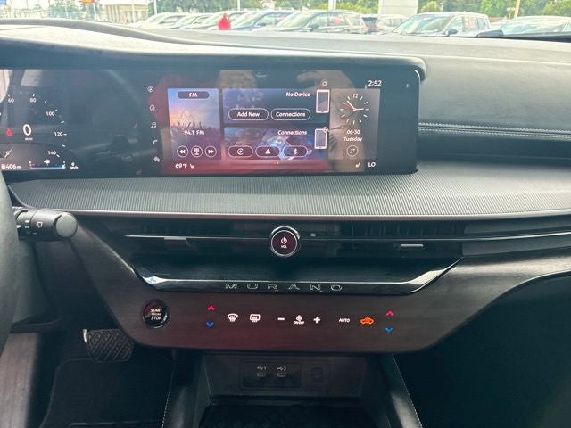 2025 Nissan Murano SV