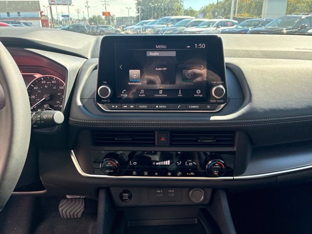 2027 Nissan Rogue SV