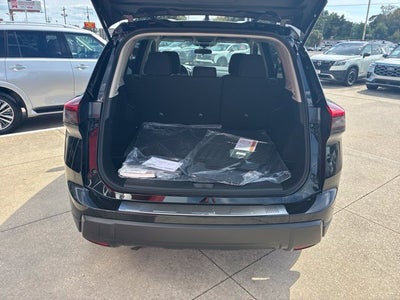 2027 Nissan Rogue SV